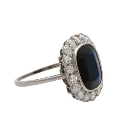 Ring mit dunkelblauem Saphir, - Foto 2