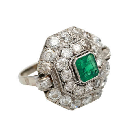 Belle Epoque Ring mit Smaragd und Diamanten - photo 2