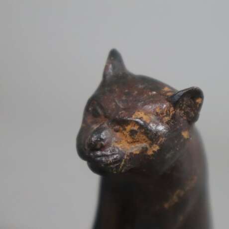 Antike Miniaturfigur einer Katze - фото 2