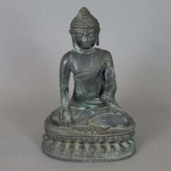 Figur des sitzenden Buddha Shakyamuni