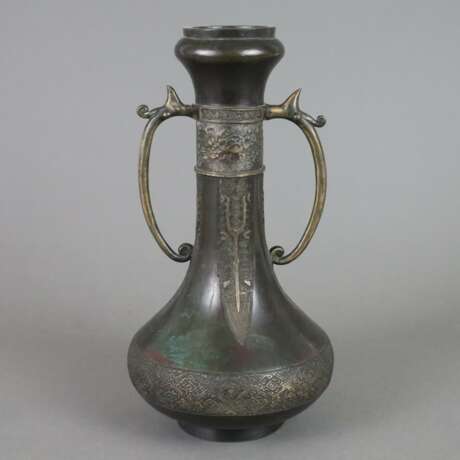 Hu-förmige Vase im archaischen Stil - фото 1