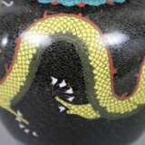 Cloisonné-Deckelvase mit Drachendekor - фото 3