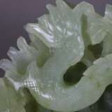 Jadeskulptur mit Drachenmotiven - photo 3
