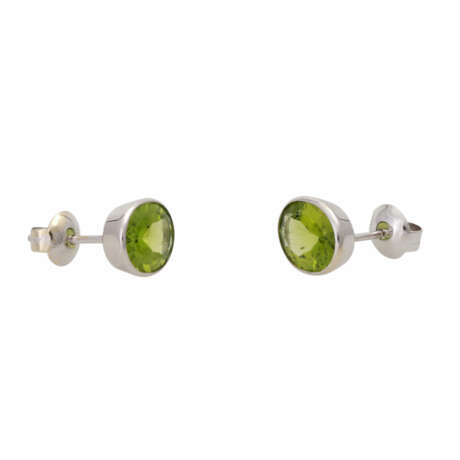 Ohrstecker mit 2 ovalfacettierten Peridots - photo 2