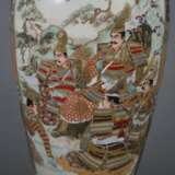 Satsuma-Vase mit Szenen aus dem alten Japan - фото 6