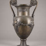 GROSSE BRONZE-BODENVASE - photo 1