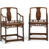 AN UNUSUAL AND RARE PAIR OF HUANGHUALI LOW-BACK ARMCHAIRS - photo 2