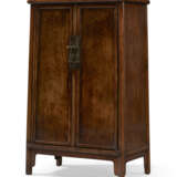 A RARE HUANGHUALI SLOPING-STILE CABINET - photo 3