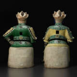 A RARE PAIR OF LARGE FAMILLE VERTE BISCUIT GUARDIAN FIGURES - photo 4