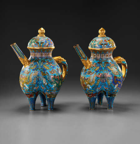 A RARE PAIR OF CLOISONN&#201; ENAMEL HE-FORM VESSELS AND COVERS - photo 2