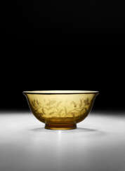 A VERY RARE WHEEL-ENGRAVED TRANSLUCENT YELLOW GLASS BOWL