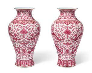 A PAIR OF PUCE-ENAMELED &#39;CHILONG&#39; VASES