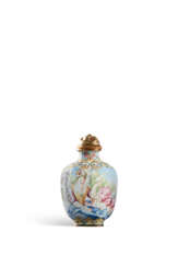 A RARE AND FINELY DECORATED BEIJING ENAMEL SNUFF BOTTLE