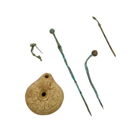 Ancient everyday objects from the Mediterranean and Egypt - - Foto 1