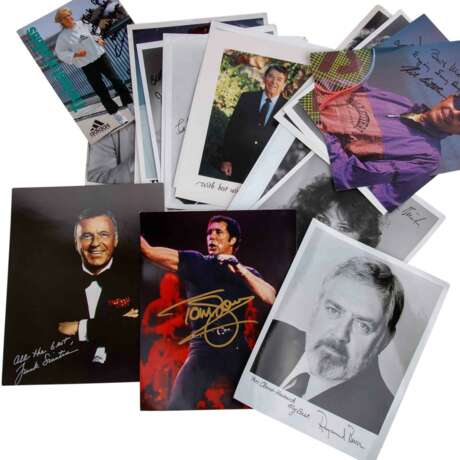 Considerable modern autograph collection - photo 3