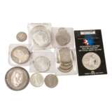 Small mixed lot with coins and silver medals - фото 2