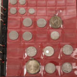 Small mixed lot with coins and silver medals - photo 3