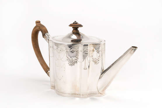 Silber Teekanne George III - фото 2