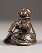 IGNAZ MANSCH KLEINER JUNGE MIT FLÄSCHCHEN