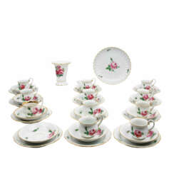 MEISSEN 38-piece coffee service 'Red Rose', mostly 1st choice, before 1934.