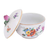 MEISSEN 15 coffee/tea service pieces 'floral decorations', 1st and 2nd choice, 20th c. - photo 12