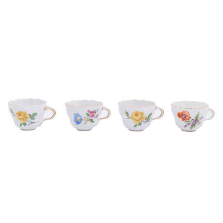 MEISSEN 15 coffee/tea service pieces 'floral decorations', 1st and 2nd choice, 20th c. - photo 13