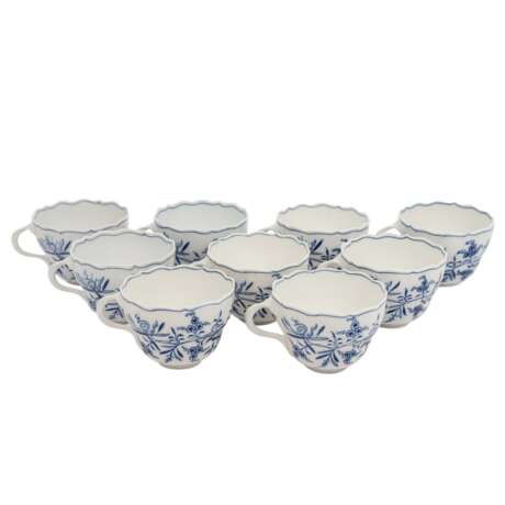 MEISSEN 71 pieces 'Onion pattern', 1st and 2nd choice, 19th/21st c. - фото 11