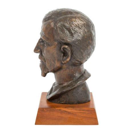 TRÄNKNER, WINFRIED (born 1957), Portrait bust "Wilhelm Maybach". - Foto 2