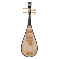 CHINESE LUTE "DUNHUANG-PIPA