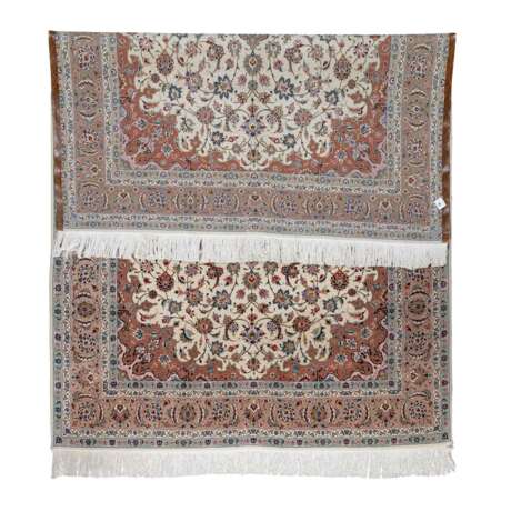 Oriental carpet. TÄBRIZ/PERSIA, 20th century, 304x200 cm. - photo 2