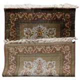Oriental carpet made of cashmere silk. 20th century, 180x122 cm. - фото 2