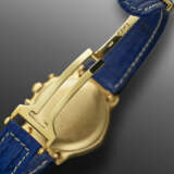 EBEL, YELLOW GOLD CHRONOGRAPH '1911' WITH BLUE DIAL - фото 4