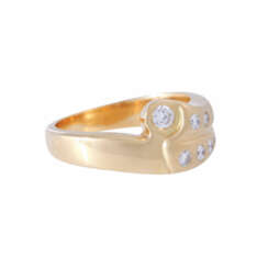 Ring with diamonds total ca. 0,40 ct,