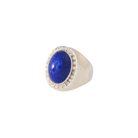 Ring with oval lapis lazuli and diamonds of total approx. 0.24 ct, - photo 5