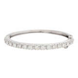 Bangle with 19 brilliant-cut diamonds total ca. 2,7 ct, - фото 3