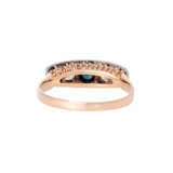 Ring with sapphire cabochon and 4 diamonds, total ca. 0,5 ct, - Foto 4