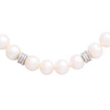 Pearl necklace with diamond rondelles, - photo 2