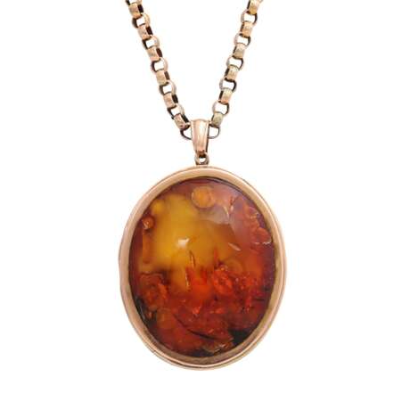 Antique amber medallion on original pea chain, - Foto 2