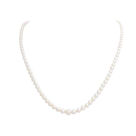 Pearl necklace - photo 1