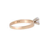 Solitaire ring with oval diamond of ca. 0,5 ct, - photo 3