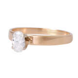 Solitaire ring with oval diamond of ca. 0,5 ct, - фото 5