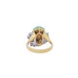 Ring with large emerald cabochon - фото 3