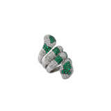 Ring "Snake" with emeralds and diamonds, - photo 2