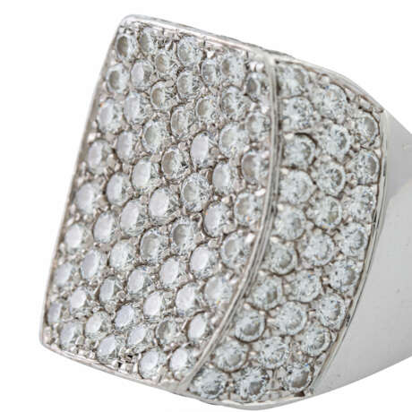 Ring with approx. 139 diamonds, - photo 5