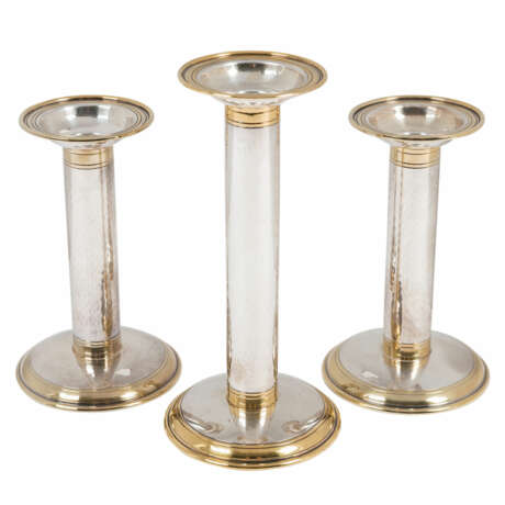 KOCH & BERGFELD AND HANS HANSEN "Three table candlesticks in modern design", 925 silver, 20.c. - photo 1