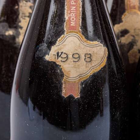 VOLNAY 5 bottles MORIN PÈRE & FILS, CRU CLOS DES CHÊNES, 1998 - Foto 3