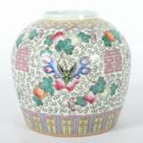 Bauchige ''Famille Rose''-Vase China, nztl. - Foto 2