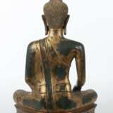 Buddha Shakyamuni Kambodscha/Laos/Myanmar, Bronze mit Restvergoldung - photo 4