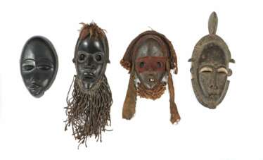Vier Masken Westafrika Elfenbeinküste, 1x Baule/Guro-Maske
