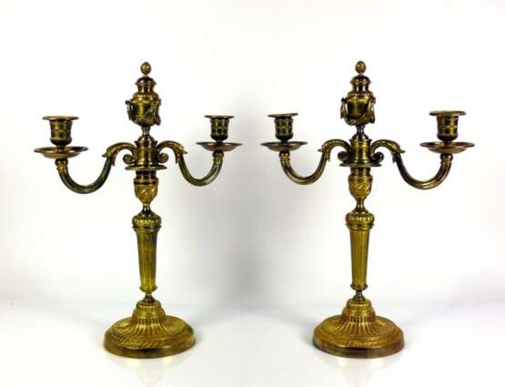 Paar Louis XVI-Kerzenleuchter - Foto 1